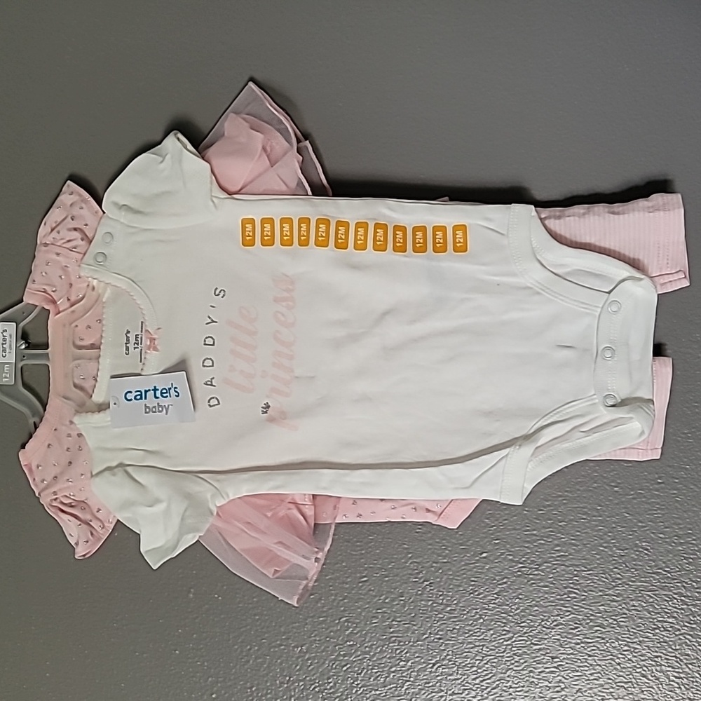 Carter’s 3 piece set